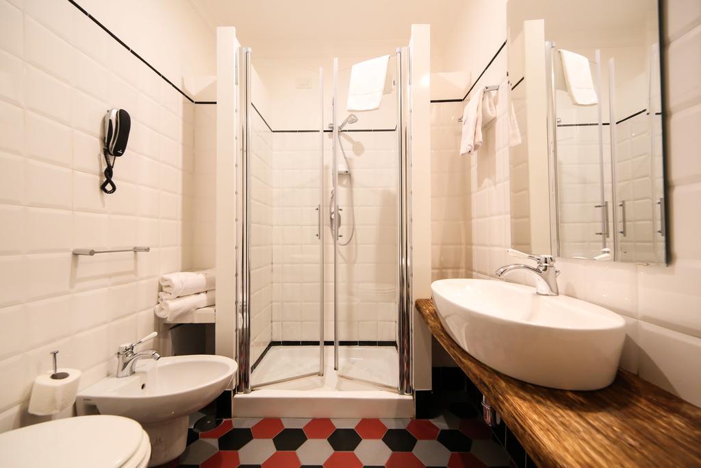 Hotel Palazzo Riario Sforza à Naples Extérieur photo