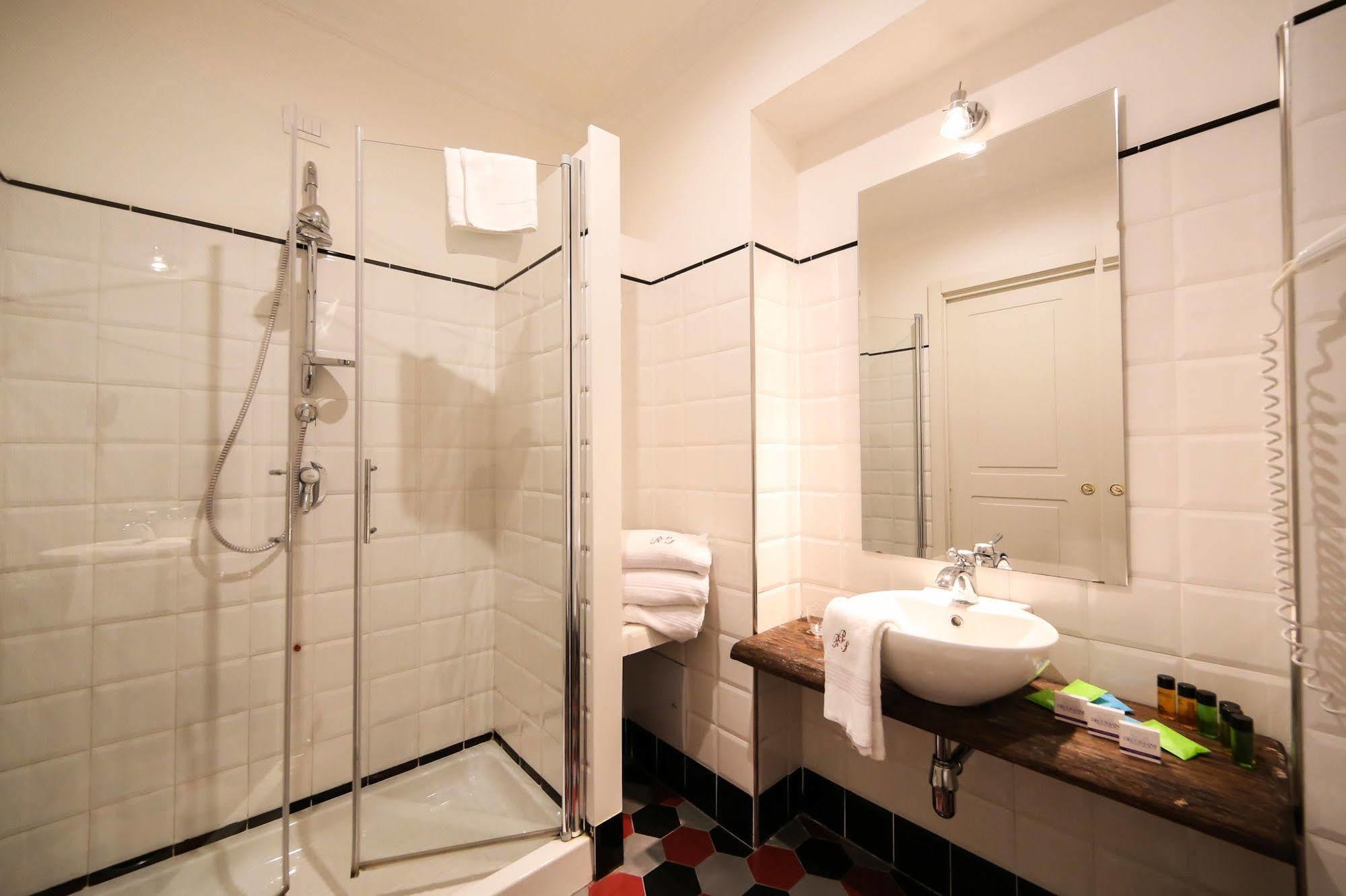 Hotel Palazzo Riario Sforza à Naples Extérieur photo