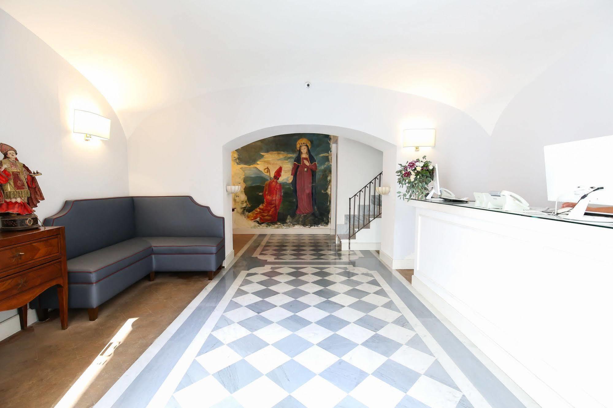 Hotel Palazzo Riario Sforza à Naples Extérieur photo
