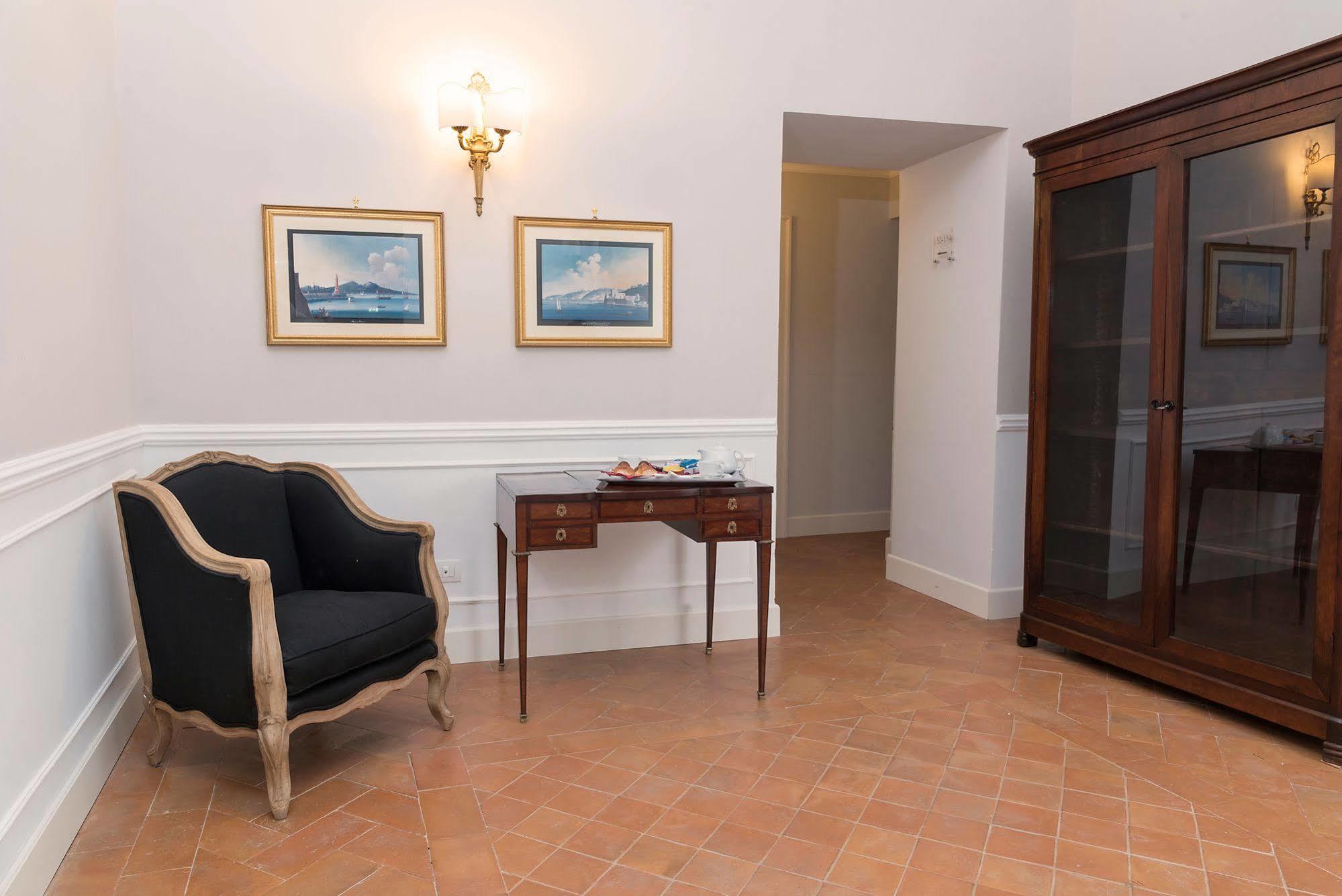 Hotel Palazzo Riario Sforza à Naples Extérieur photo