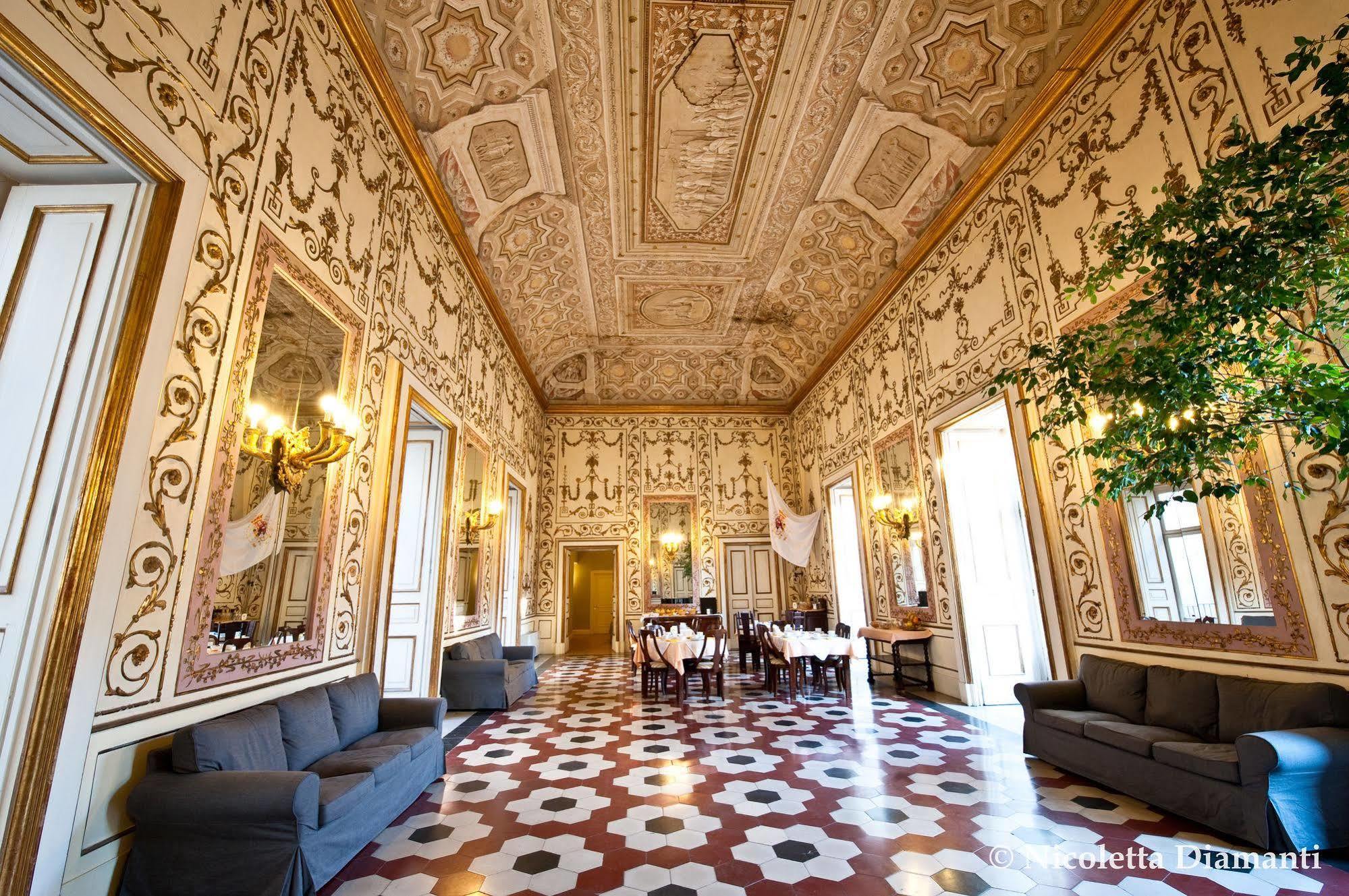 Hotel Palazzo Riario Sforza à Naples Extérieur photo