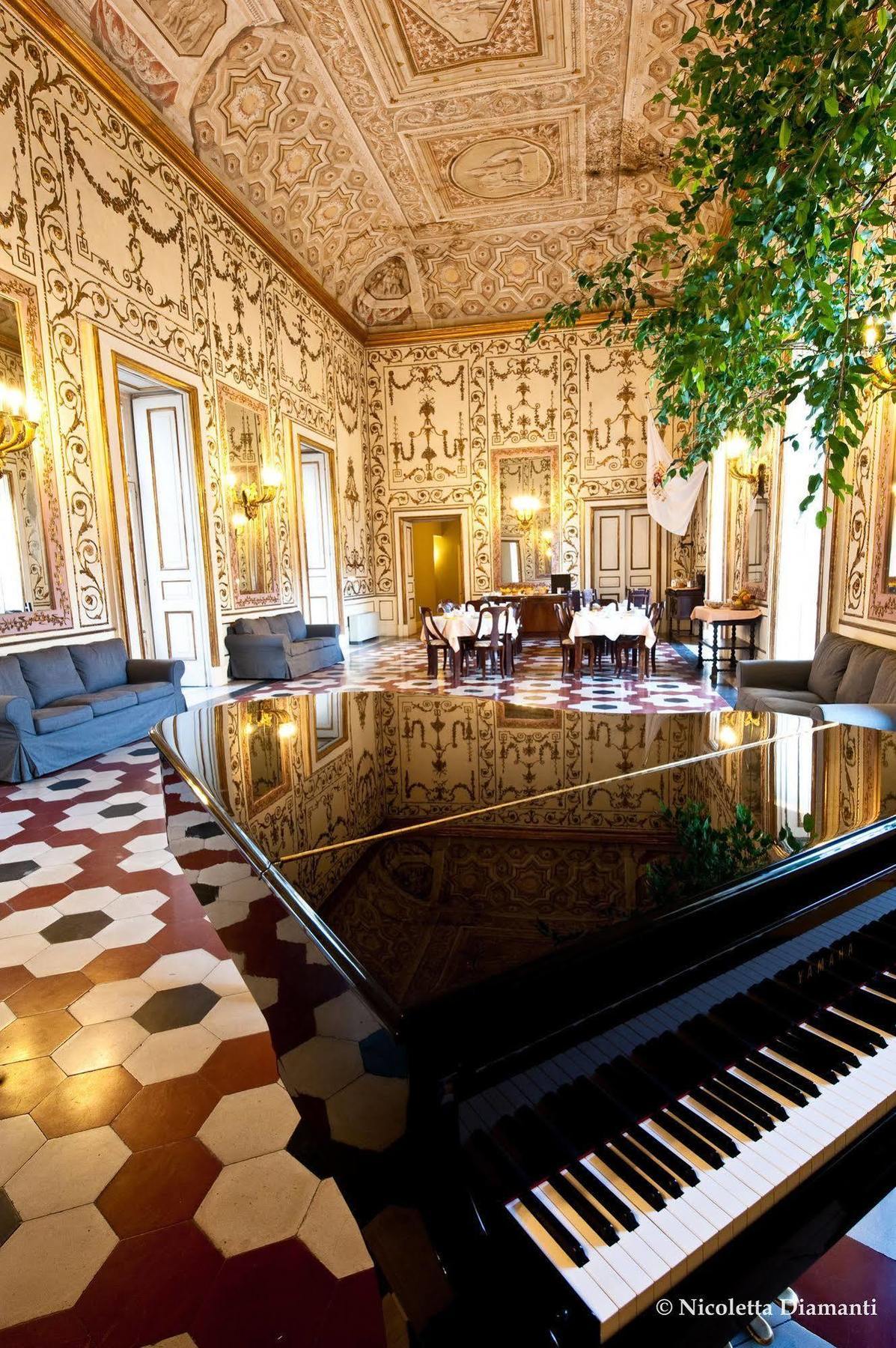 Hotel Palazzo Riario Sforza à Naples Extérieur photo